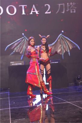 坚韧不拔的 坚韧不拔的